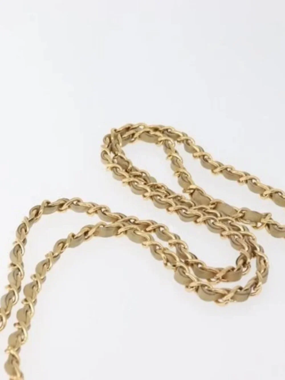 CHANEL Matelasse Chain Shoulder Bag Lamb Skin Beige Gold CC Auth 179876A